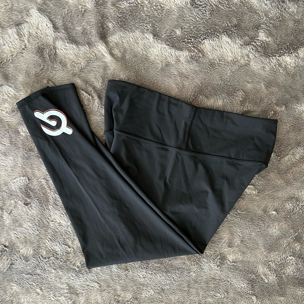EUC Peloton x Athleta leggings